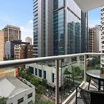Bright & Cozy 2Br Apt With Pool, Gym, Wifi & Parking