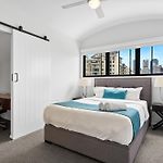 Central Brunswick Apartment Hotel