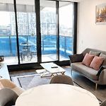 Comfy 1 Bedroom Apartment With Wifi And Parking