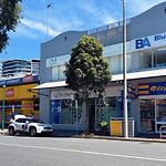 Amazing Views 2Bd 2Ba Homey Toowong Abode Pool M29