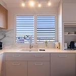 Bayside 4Br Family Retreat | Walk To Manly Harbour