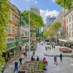 Highgate Hill Hideaway Near South Bank & Cbd