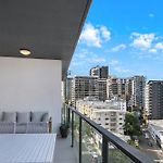 Riverstone Perch - Urban Comfort Near Brisbane River