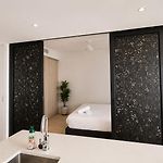 Queens Wharf Top Floor, 2 Bedrooms, 1 Parking