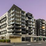 Oaks Brisbane Woolloongabba Suites