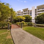 Oaks Brisbane Mews Suites