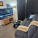 Brand New Stylish Apartment Tranquil & Self Check In