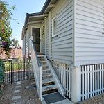 Central Cottage