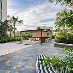 Minimalist & Warming Apt - Close To Cbd And Valley