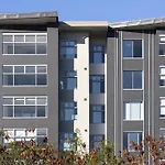 Oaks Brisbane Woolloongabba Suites
