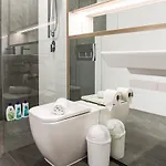 Apartment Airtrip On Tribune Street *