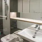 Airtrip On Tribune Street Apartment *