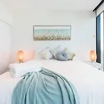 Lvl 57 Skytower Breathtaking Views Cbd Wifi Carpark By Stylish Apartment Brisbane