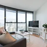 Lvl 57 Skytower Breathtaking Views Cbd Wifi Carpark By Stylish