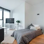 Lvl 57 Skytower Breathtaking Views Cbd Wifi Carpark By Stylish Apartment