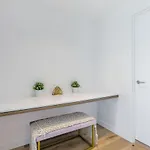 Kozyguru Fortitude Valley Style 2 Bed Free Parking Qfv211-1601 * Brisbane