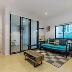 Kozyguru West End 10 Mins To City 1 Bed Apt + Free Parking Qwe017
