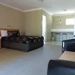 Carseldine Palms Motel