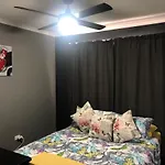 3 Bedroom Unit Upstairs- In A Hi-Set Home
