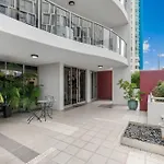 Pet Friendly St Johns Apartment 3 Bed 2 Bath 2 Carpark Brisbane Cbd