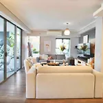 Pet Friendly St Johns Apartment 3 Bed 2 Bath 2 Carpark Brisbane Cbd