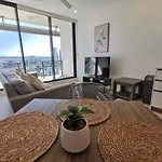 Lagunaapartment Near James Street