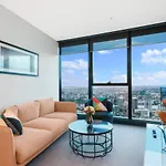 Luxury 1 Bedroom Retreat In With Pool And Gym Apartment