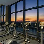 Apartment Luxury 1 Bedroom Retreat In With Pool And Gym *