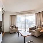 Cosmo 4* Brisbane
