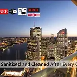 Brisbane Break Panoramic River Views Free Parking