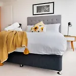 Lvl30 Garden/River Views Balcony By Stylish Stays