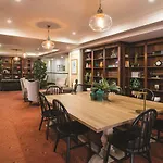 Adina Apartment Hotel Brisbane Anzac Square