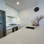 Lovely 2 Beds With View At South *