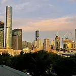Apartment Lovely 2 Beds With View At South