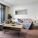 Apartment Break Panoramic River Views Free Parking