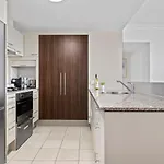 Apartment Break Panoramic River Views Free Parking