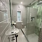 Apartment Anville Court Brisbane