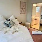 Apartment 2-bed Acropol With Balcony & Parking *