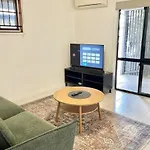 Home On A Hill - 1 Bedroom Apartment