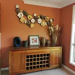 Eight Mile Plains House Holiday home