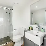 Apartment Spacious Inner With Free Parking Brisbane
