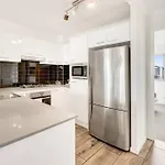 Apartment Spacious Inner With Free Parking Brisbane