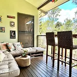 Cosy Entire Home In Everton Hills