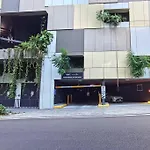 Inner-City Free Parking Indoor Great Location&Pool&Sauna Apartment