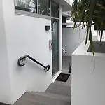 Apartment Location, Location, Location - Very Large Brisbane