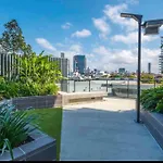 Fortitude Valley Apartment / Nice And Quiet