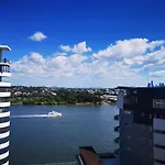 Link Portside Wharf Apartment Hotel