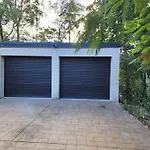 Stylish Home In Fig Tree Pocket Near Lone Pine