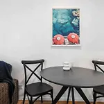 Newstead Ideally Located 2Bed 2Bath Free Parking In Heart Of Everything