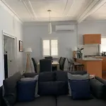 Holiday home Charming 1920's 4br Freestanding Plantation Qldr. Brisbane